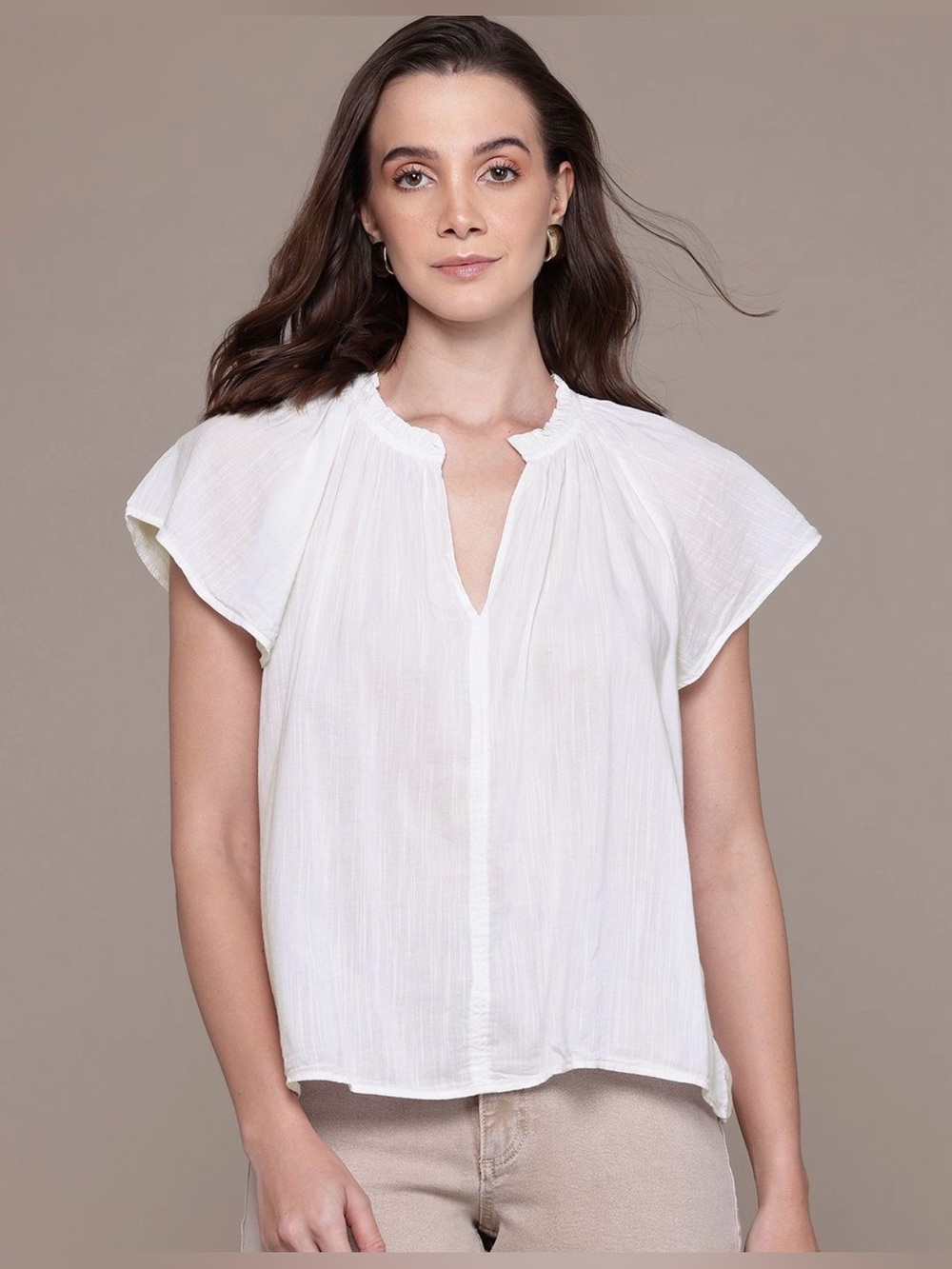 Gap White Lightweight Splitneck Flutter Sleeve Blouse